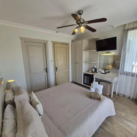 Cunda Paradise Hotel 5*